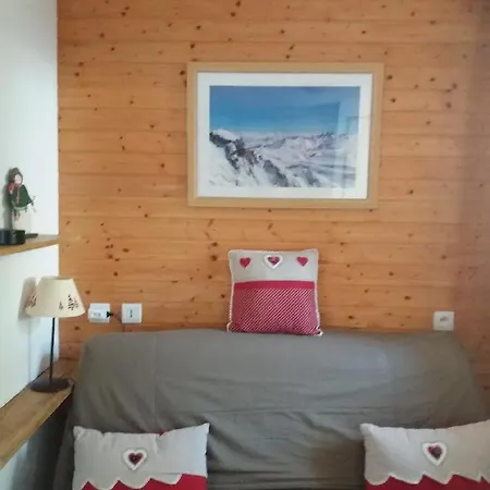 - Beau T2 - 200m Des Remontees Mecaniques * Chamrousse