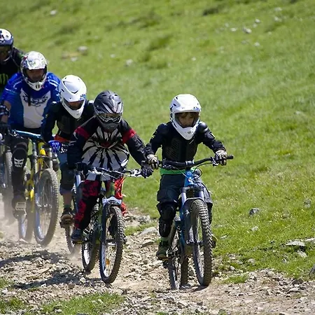 - Beau T2 - 200m Des Remontees Mecaniques Chamrousse